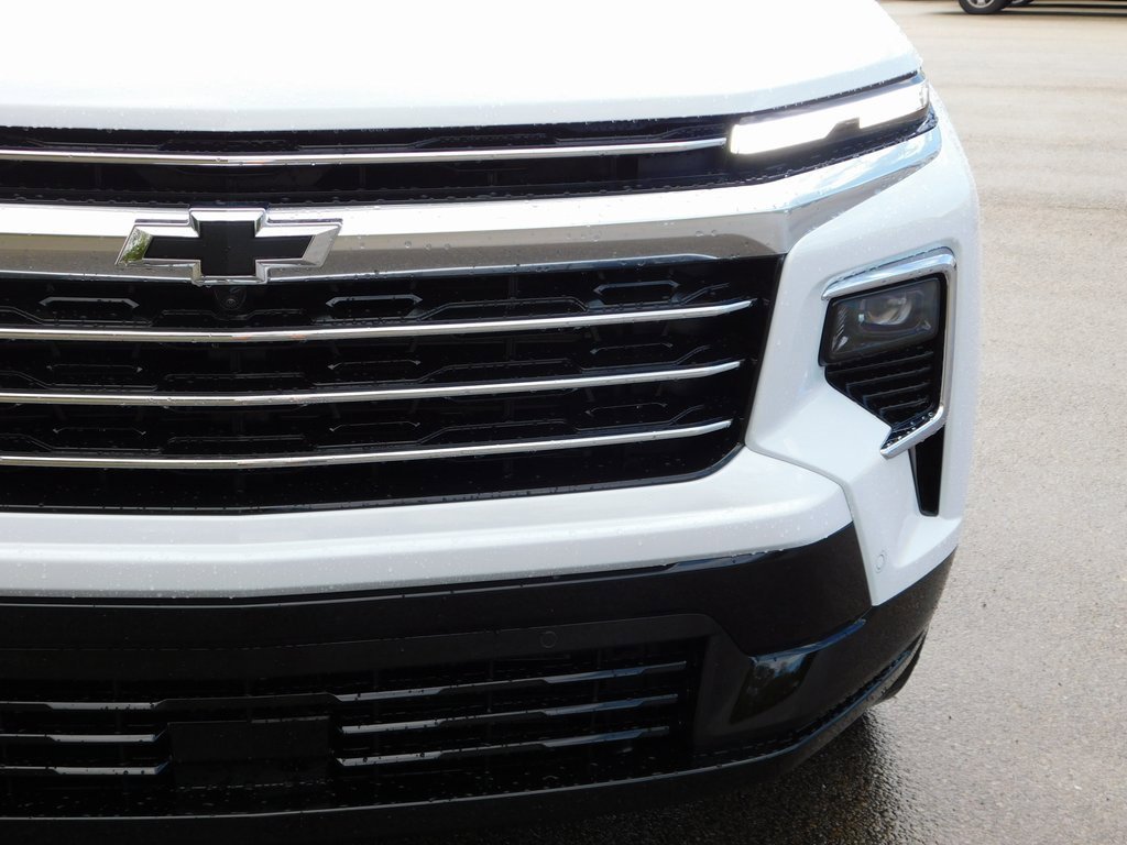 New 2026 Chevrolet Traverse High Country w/ LPO, Floor Liner Package image 9