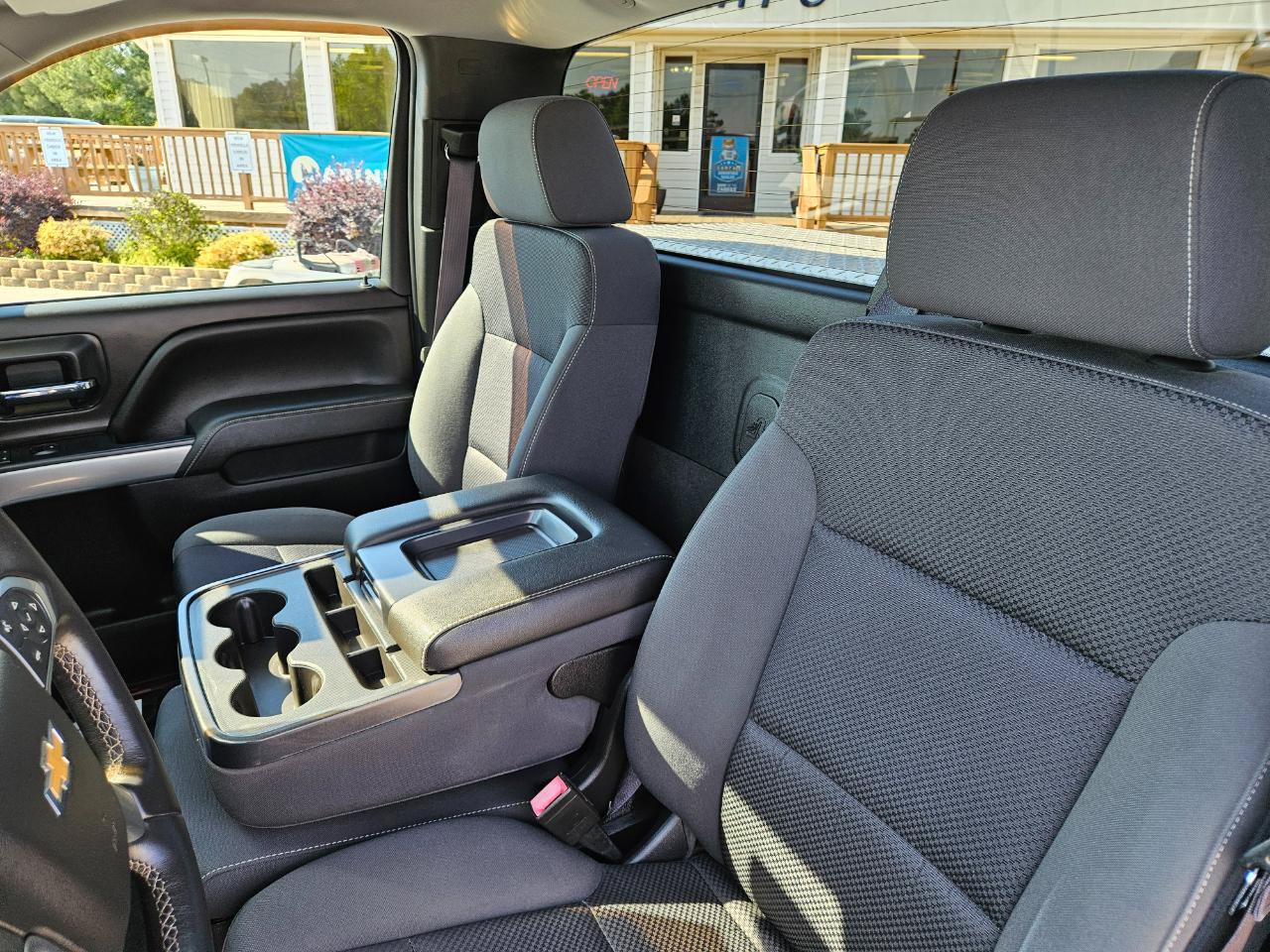Used 2014 Chevrolet Silverado 1500 LT w/ LT Convenience Package AWD/4WD image 15