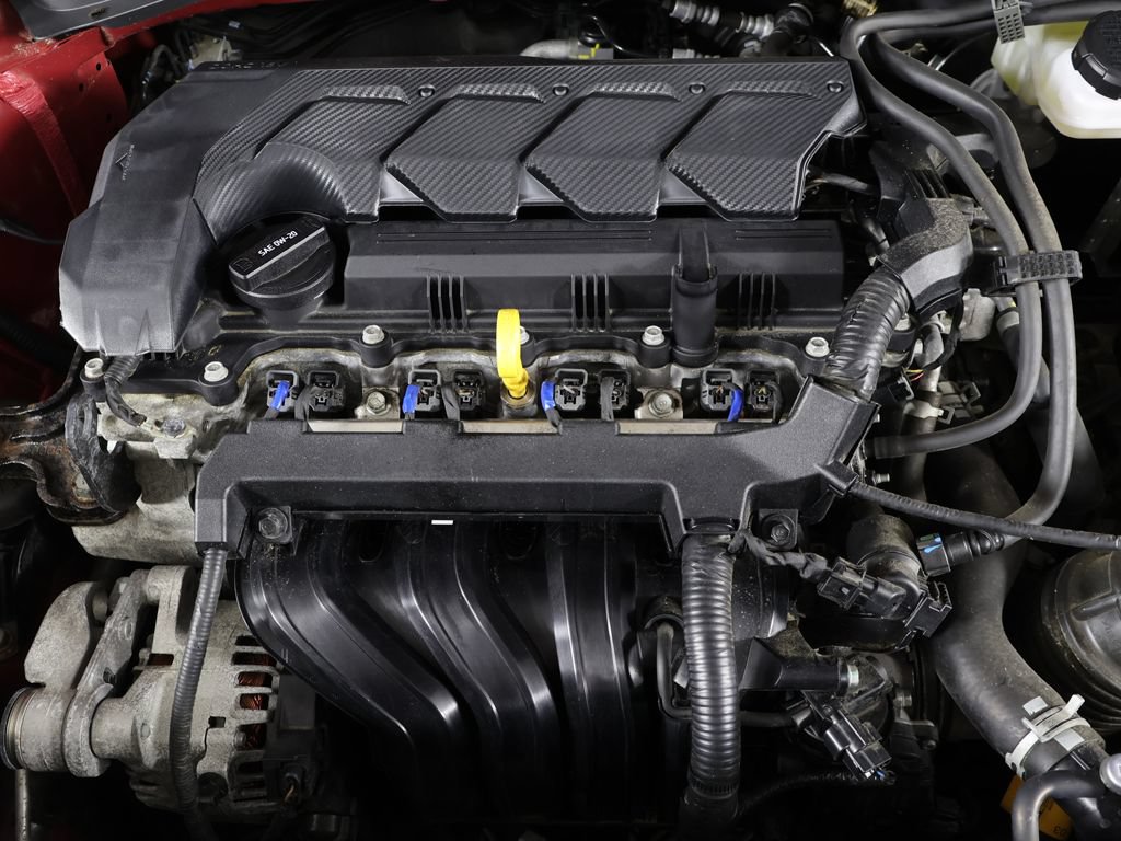 Certified 2024 Hyundai Venue SEL FWD image 17