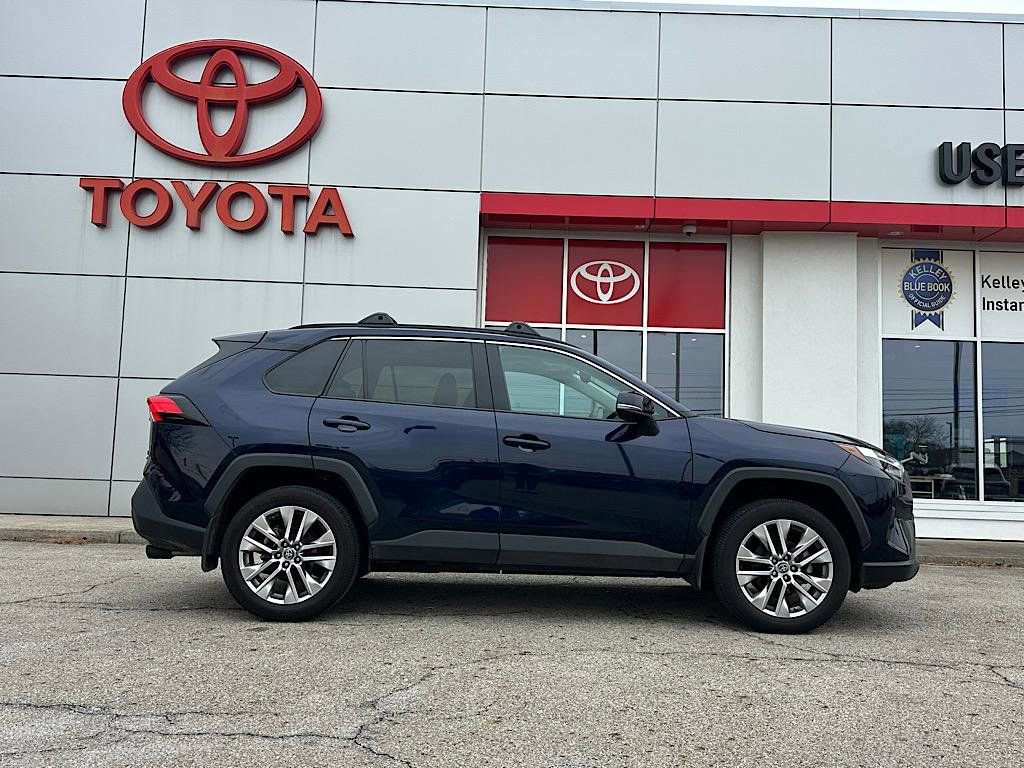 Used 2024 Toyota RAV4 XLE Premium w/ Weather Package image 6