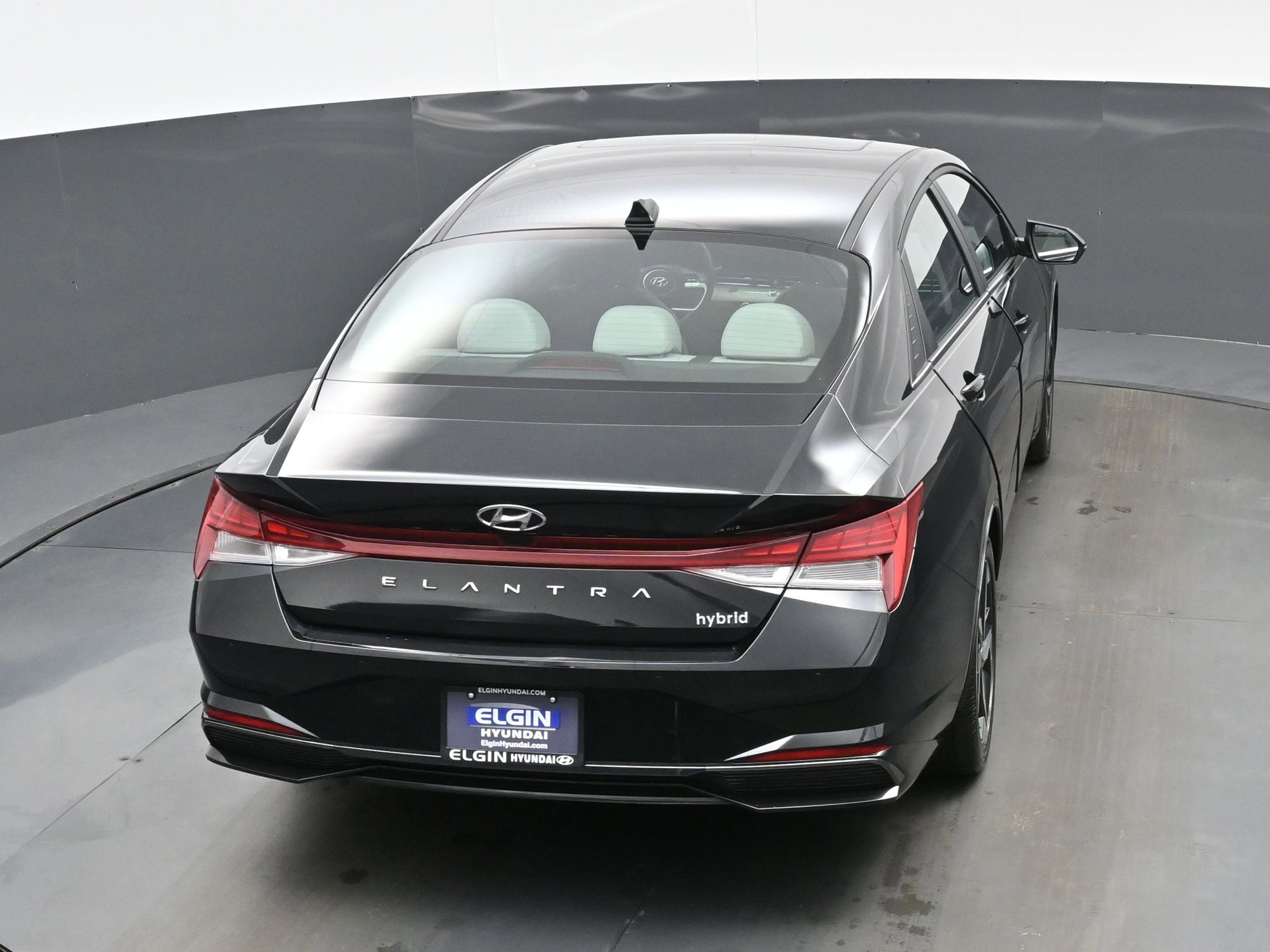 Used 2023 Hyundai Elantra Limited image 37