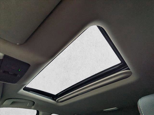 Used 2024 Nissan Altima 2.5 SR w/ SR Premium Package image 16