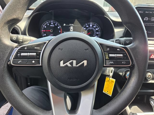 Used 2024 Kia Forte LXS FWD image 17