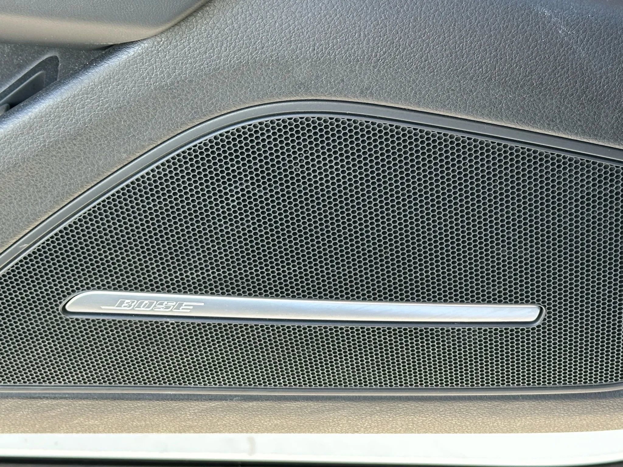 Used 2014 Audi A8 L 4.0T w/ Luxury Package image 28