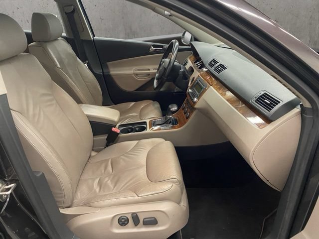 Used 2007 Volkswagen Passat 3.6 AWD/4WD image 20