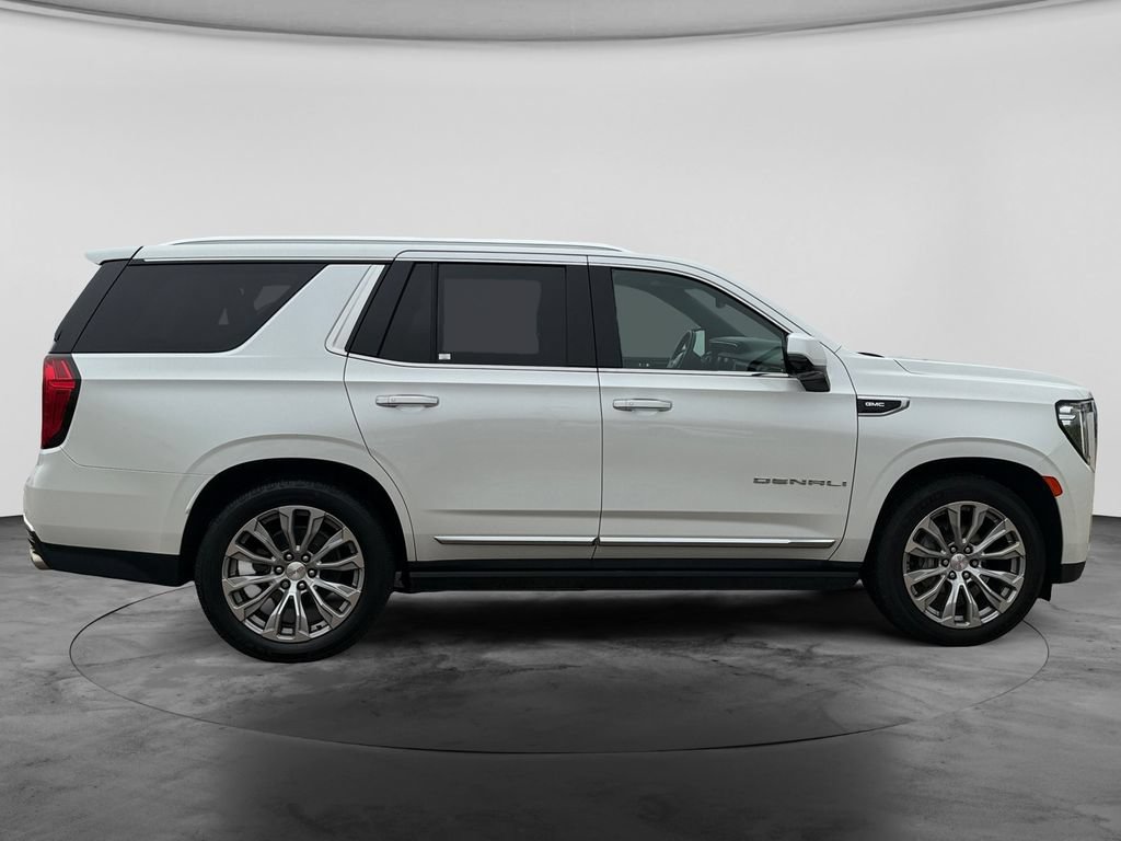 Used 2021 GMC Yukon Denali w/ Denali Ultimate Package AWD/4WD image 12