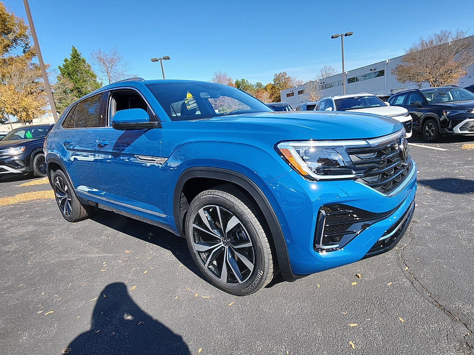 New 2026 Volkswagen Atlas Cross Sport SEL Premium R-Line image 3