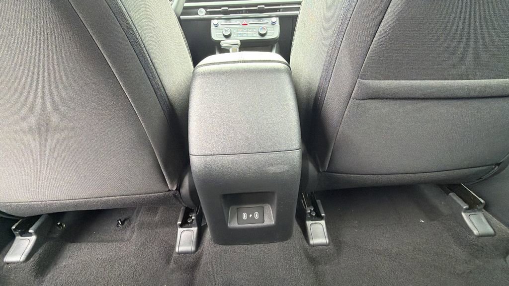 New 2026 Hyundai Tucson SE image 22