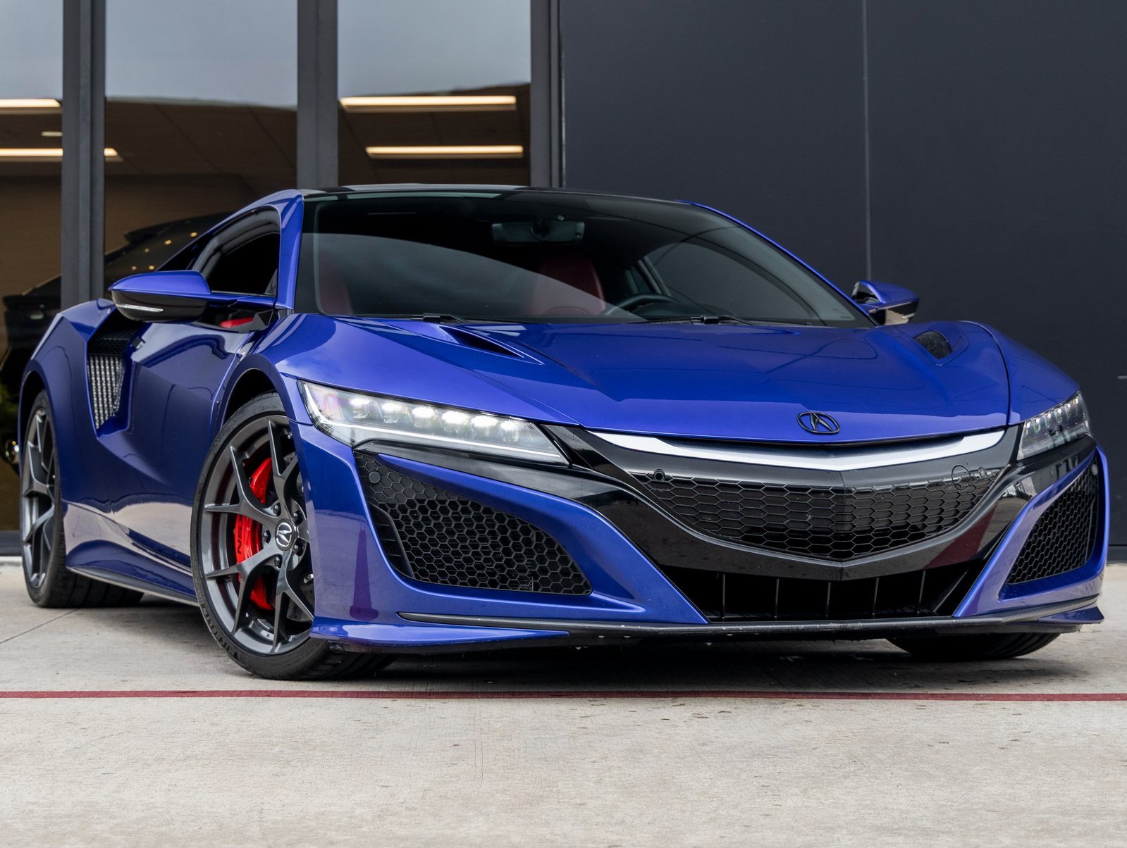 Used 2017 Acura NSX image 2