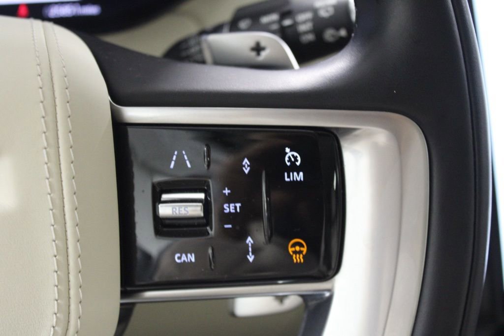 Used 2023 Land Rover Range Rover SE image 21