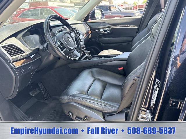 Used 2019 Volvo XC90 T5 Momentum w/ Multimedia Package AWD/4WD image 19