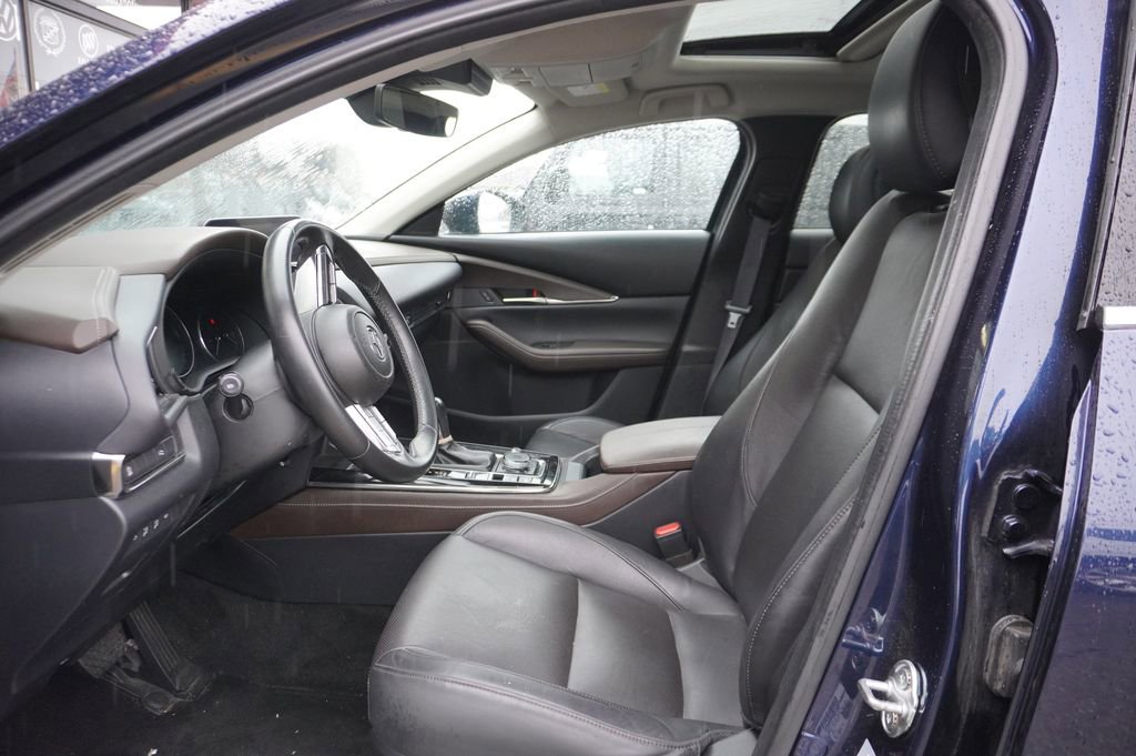 Used 2023 MAZDA CX-30 AWD 2.5 S w/ Premium Package image 2
