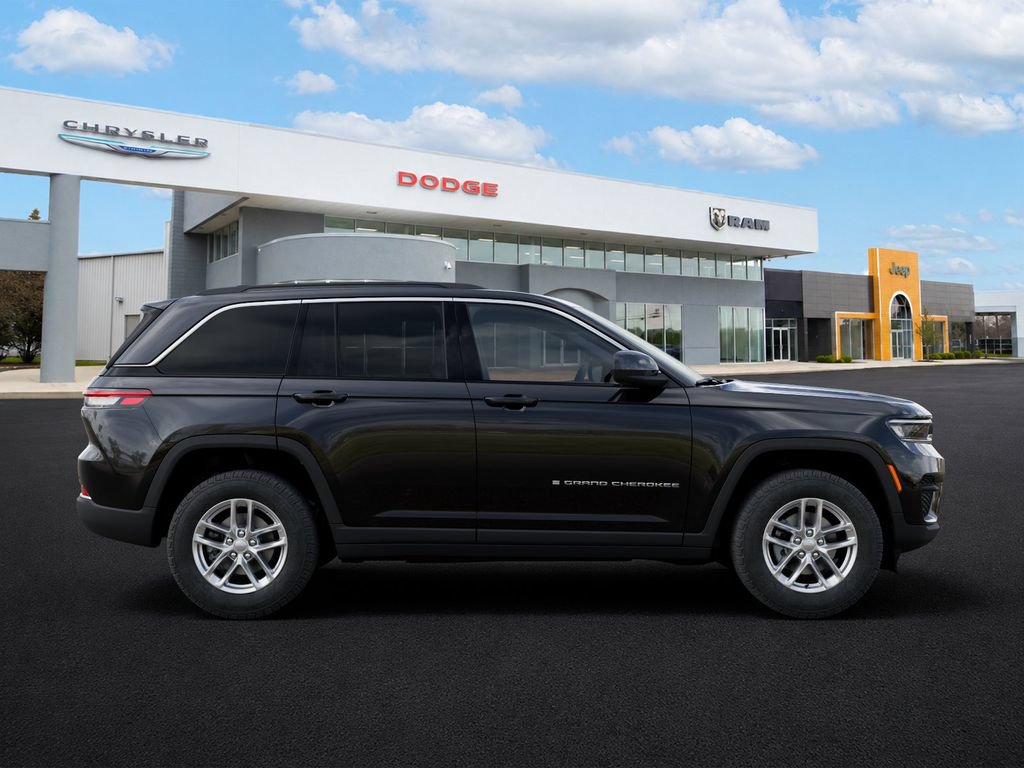 New 2026 Jeep Grand Cherokee Laredo X AWD/4WD image 21