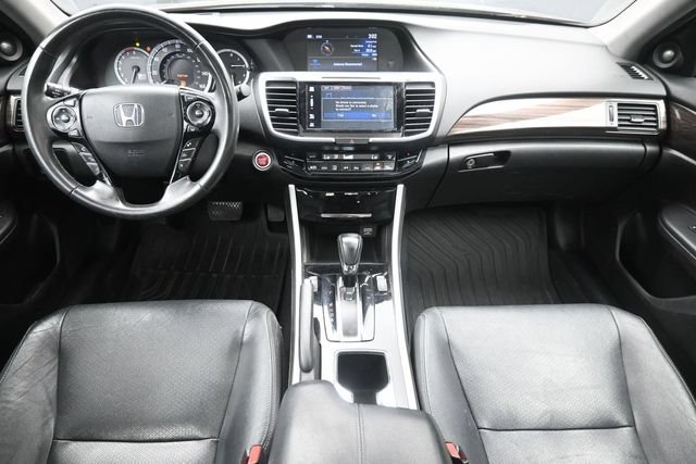 Used 2017 Honda Accord EX-L image 21