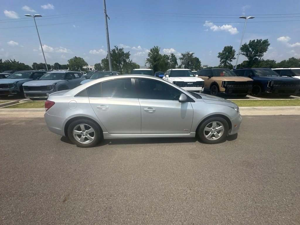 Used 2015 Chevrolet Cruze LT FWD image 4