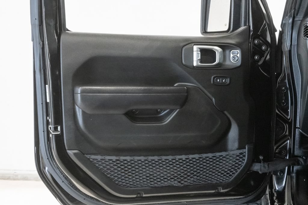 Used 2022 Jeep Wrangler Unlimited Sport AWD/4WD image 8