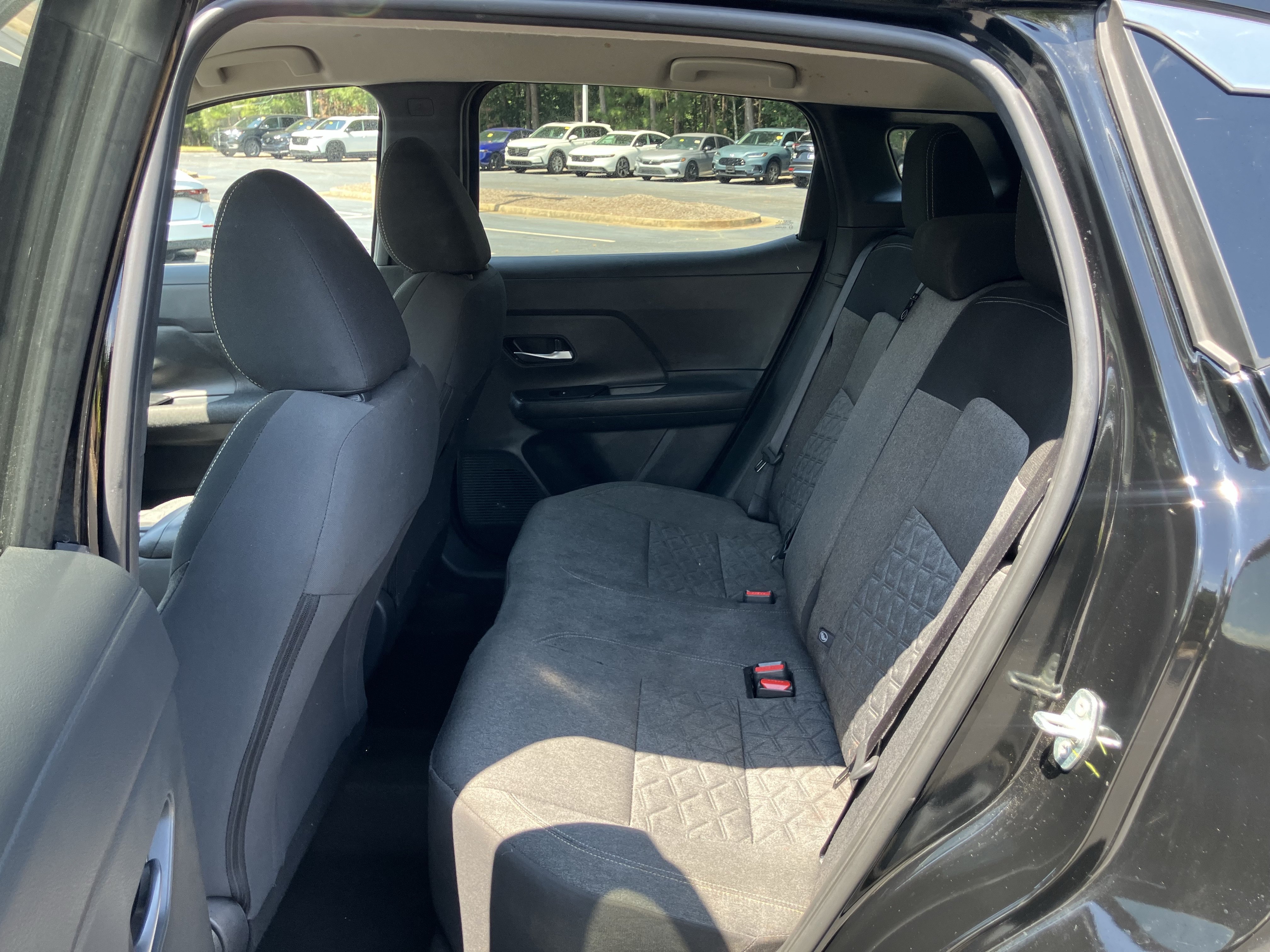 Used 2025 Nissan Kicks SV FWD image 32