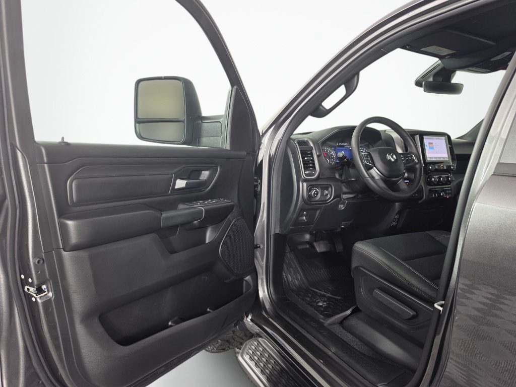 New 2026 RAM 1500 Warlock AWD/4WD image 26
