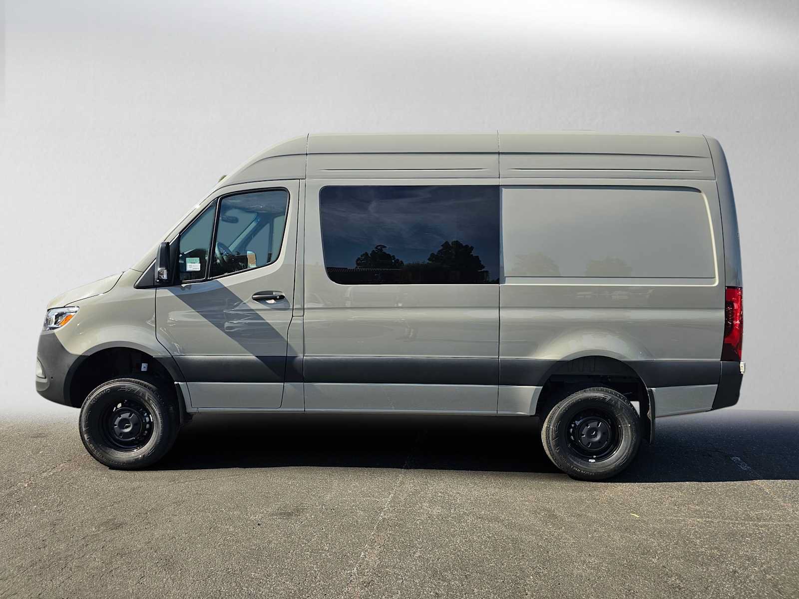 New 2026 Mercedes-Benz Sprinter 2500 image 6