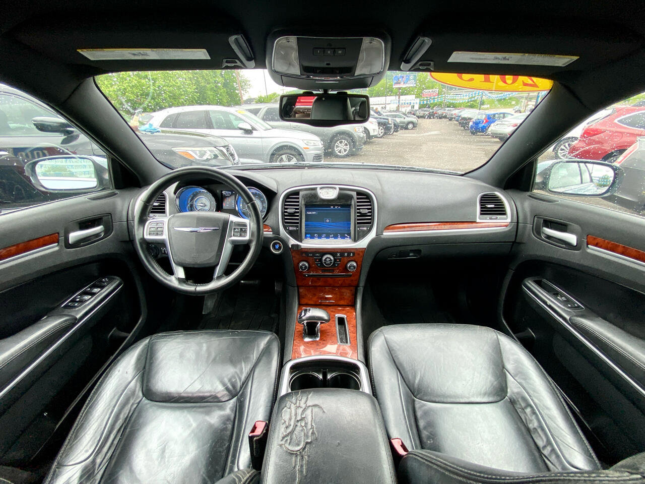 Used 2013 Chrysler 300 AWD w/ Driver Convenience Group image 12