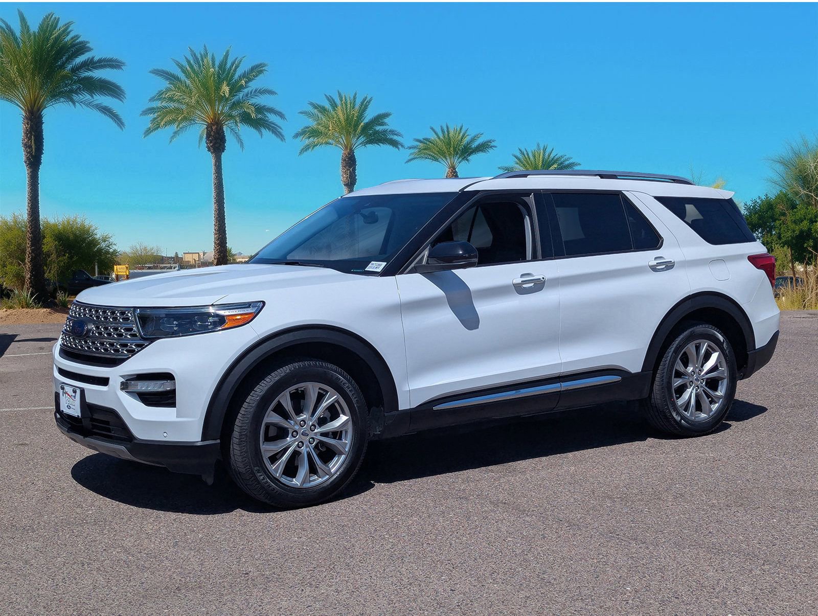 Used 2021 Ford Explorer Limited w/ Equipment Group 301A AWD/4WD image 32