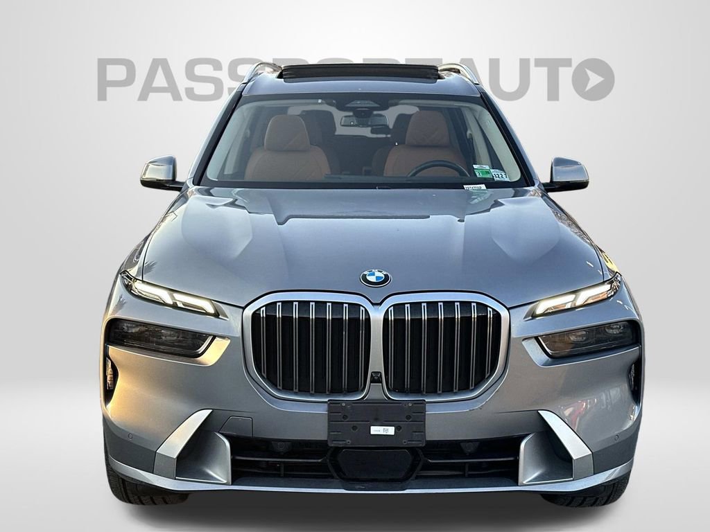 Used 2023 BMW X7 xDrive40i w/ Premium Package image 7