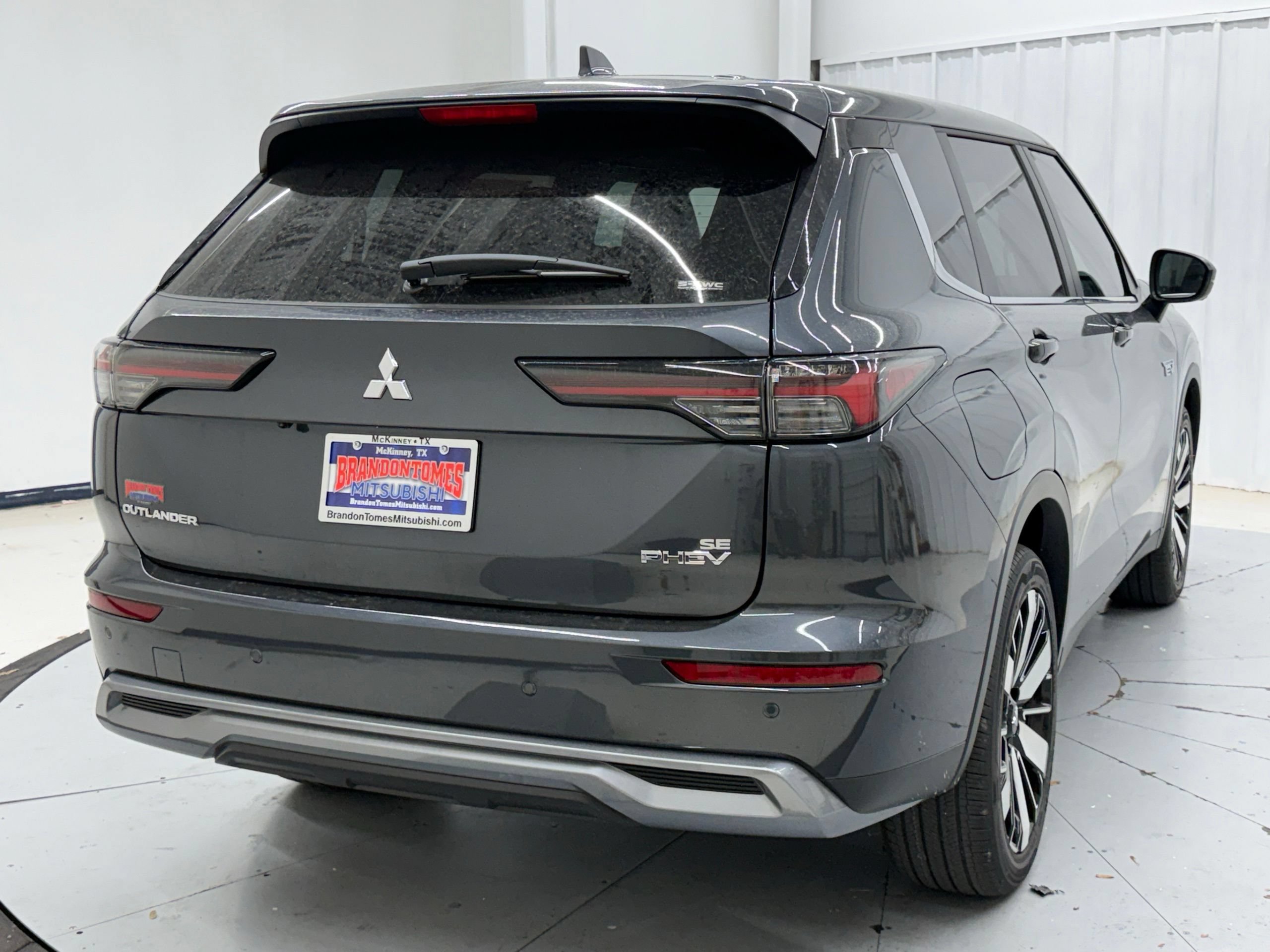 New 2026 Mitsubishi Outlander SE AWD/4WD image 3