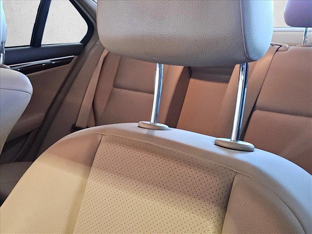 Used 2013 Mercedes-Benz C 250 Sedan image 6