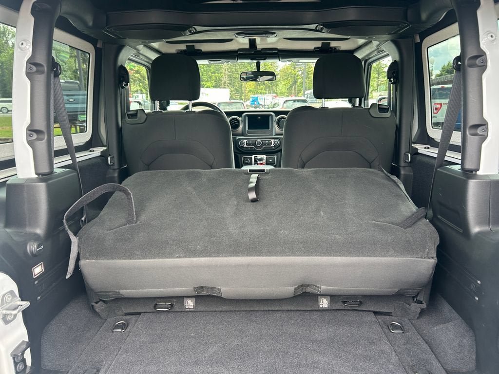 Used 2018 Jeep Wrangler Sport AWD/4WD image 33