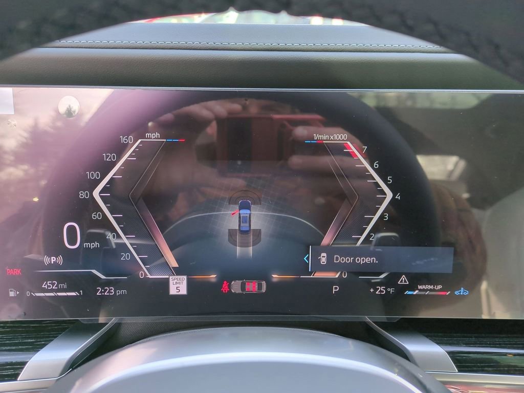 New 2026 BMW 740i xDrive w/ Executive Package image 14