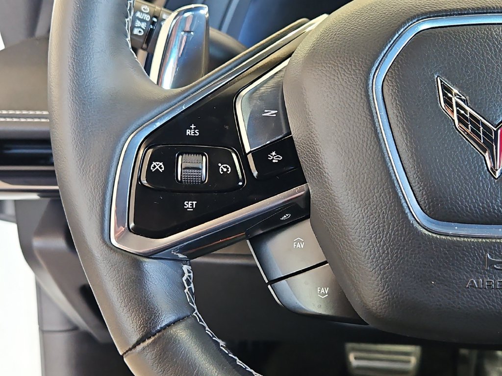 Used 2024 Chevrolet Corvette Stingray Preferred Cpe w/ Z51 Performance Package RWD image 25