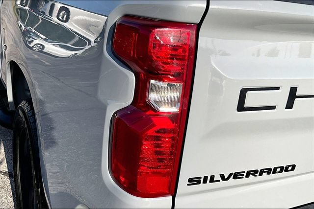Used 2024 Chevrolet Silverado 1500 Custom AWD/4WD image 24