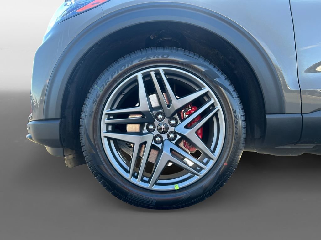 New 2026 Ford Explorer ST-Line w/ ST-Line Street Pack image 44