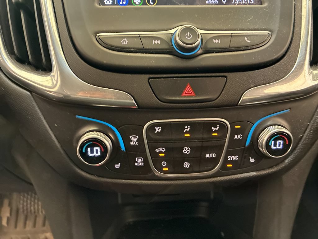 Used 2020 Chevrolet Equinox LT AWD/4WD image 19