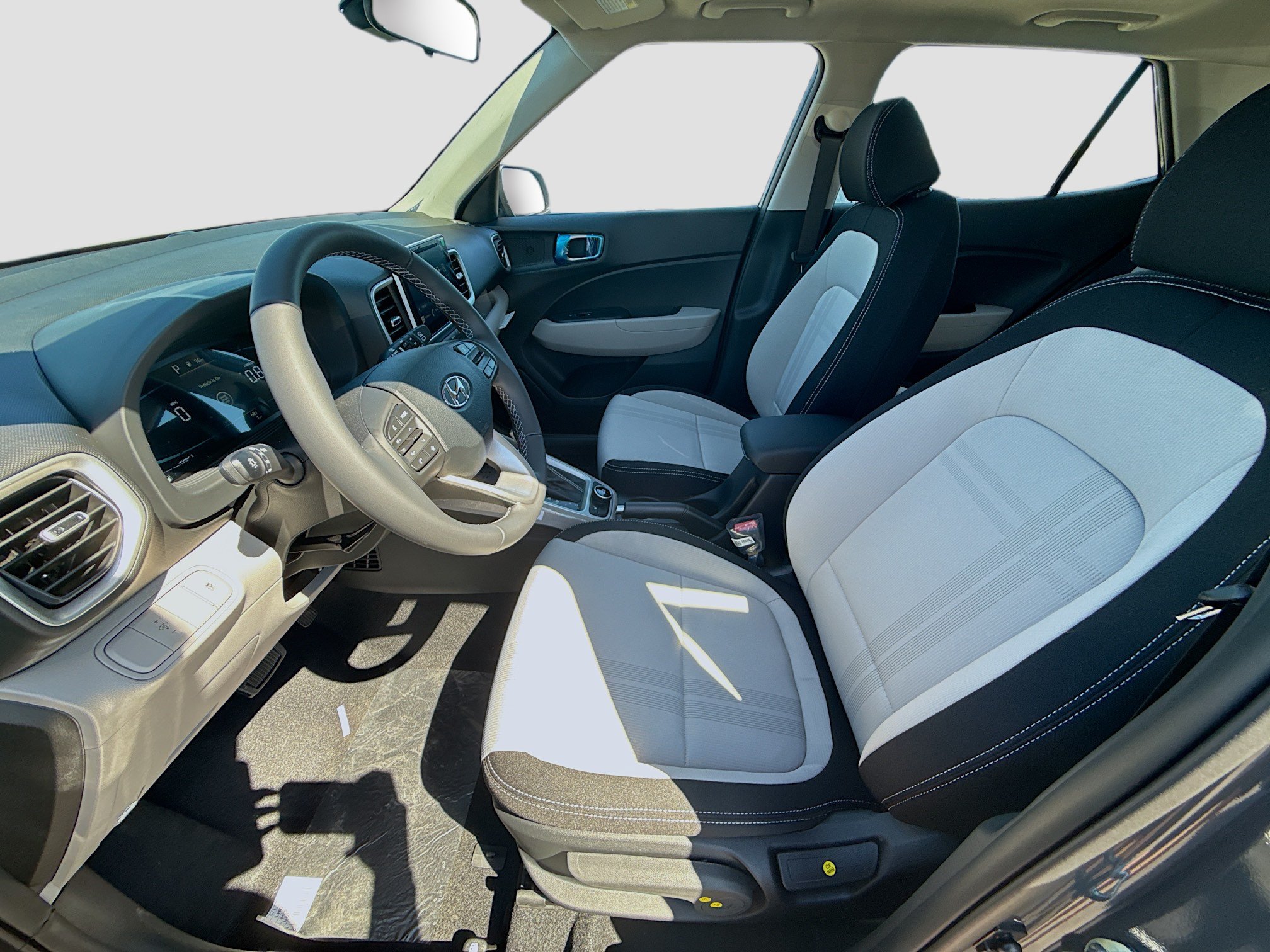 New 2026 Hyundai Venue SEL FWD image 14
