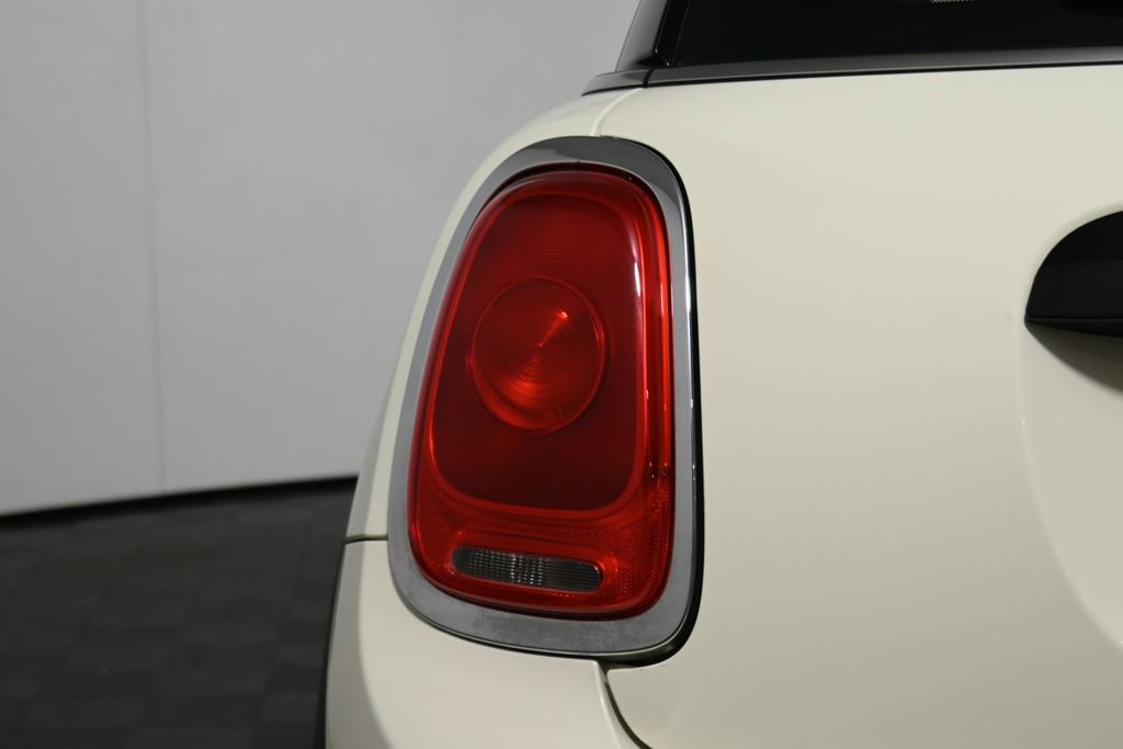 Used 2014 MINI Cooper S image 12