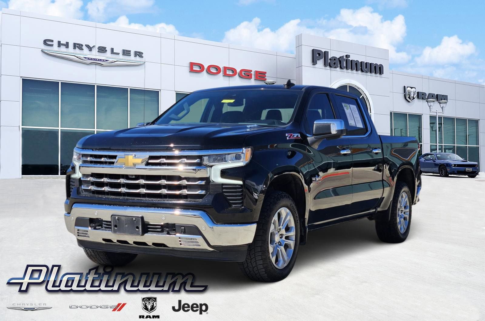 Used 2023 Chevrolet Silverado 1500 LTZ image 2