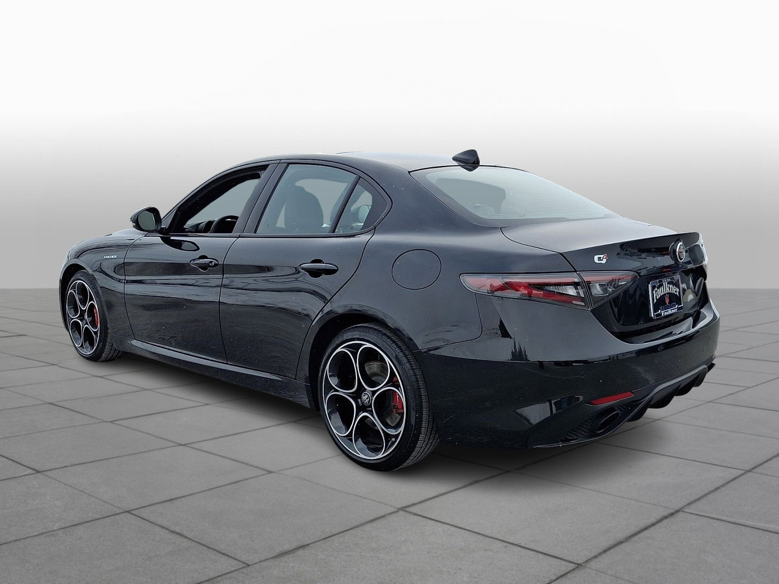 New 2025 Alfa Romeo Giulia AWD image 3