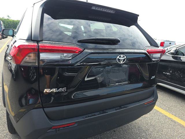Used 2025 Toyota RAV4 XLE w/ Weather Package FWD image 8
