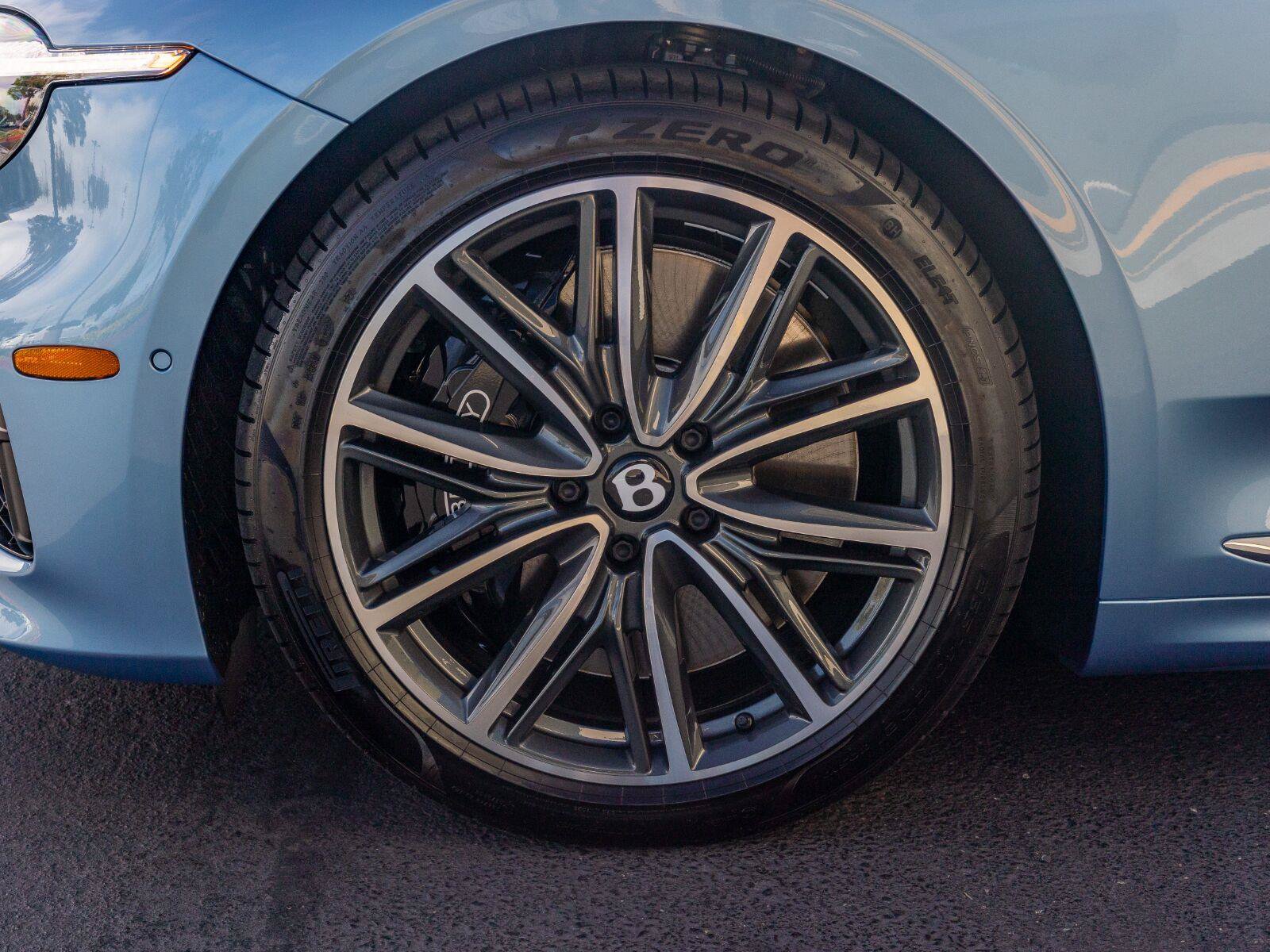New 2026 Bentley Continental GT Azure AWD/4WD image 4