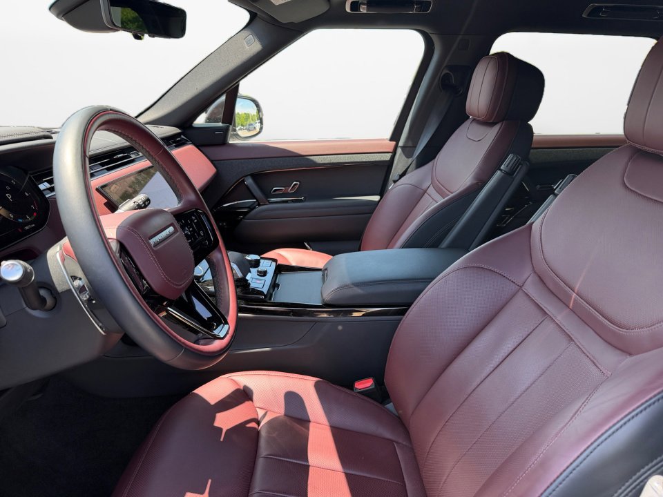 Used 2023 Land Rover Range Rover Sport SE Dynamic AWD/4WD image 9