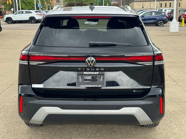 Used 2025 Volkswagen Tiguan S w/ 18" Wheel Package AWD/4WD image 4