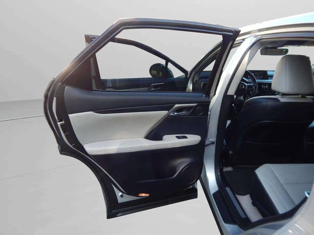 Used 2019 Lexus RX 350 FWD image 33