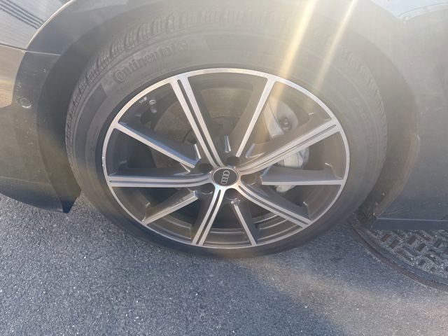 Used 2025 Audi A6 Premium Plus image 6