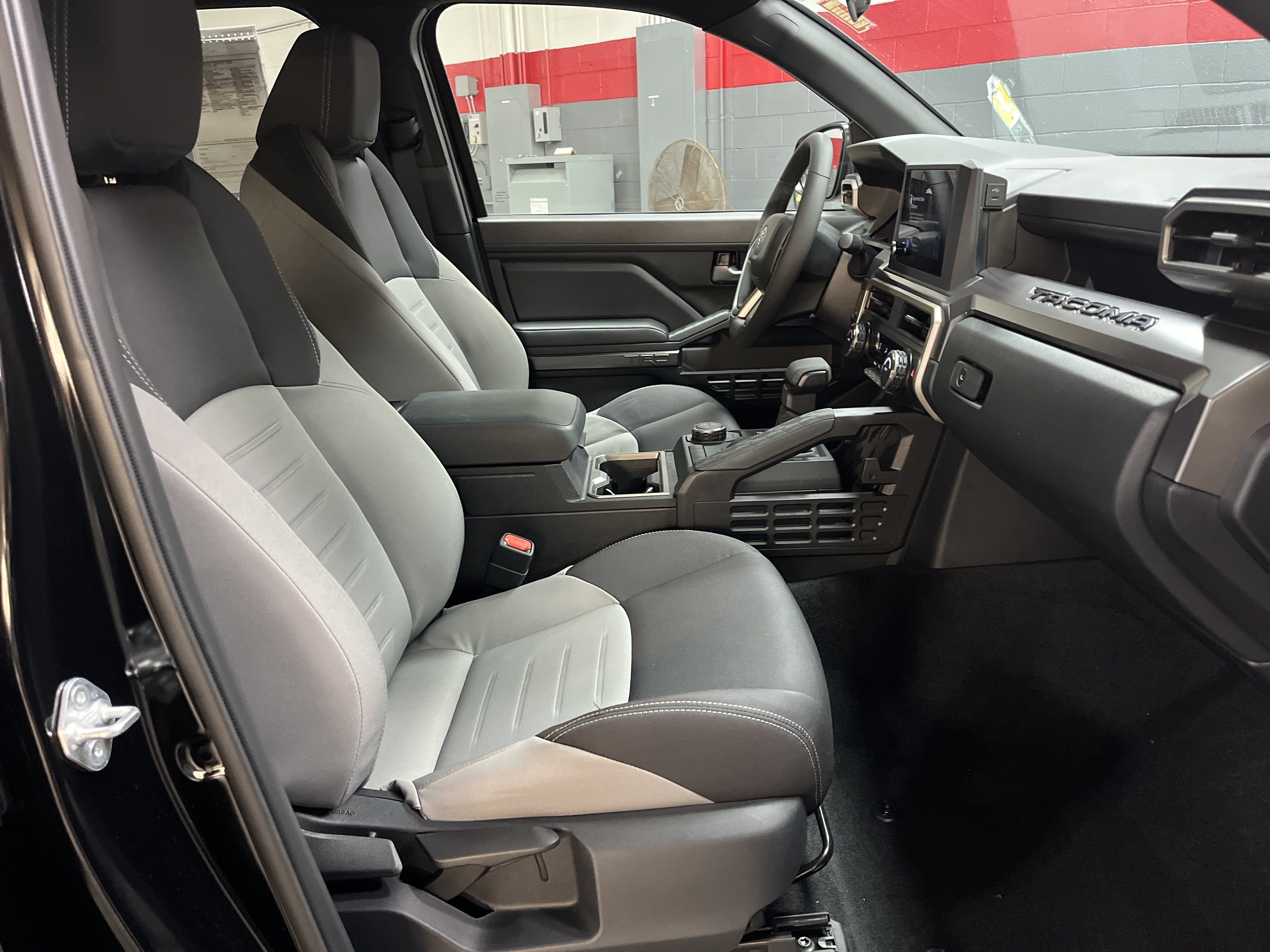 Used 2026 Toyota Tacoma TRD Sport RWD image 32