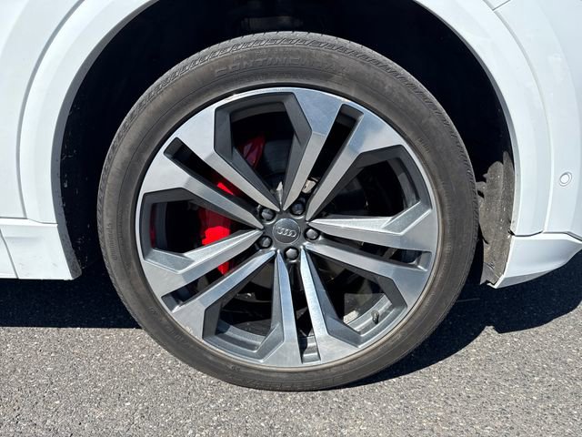 Used 2019 Audi Q8 Prestige AWD/4WD image 11