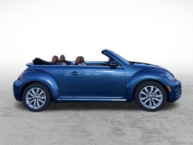 Used 2017 Volkswagen Beetle 1.8T Classic image 4