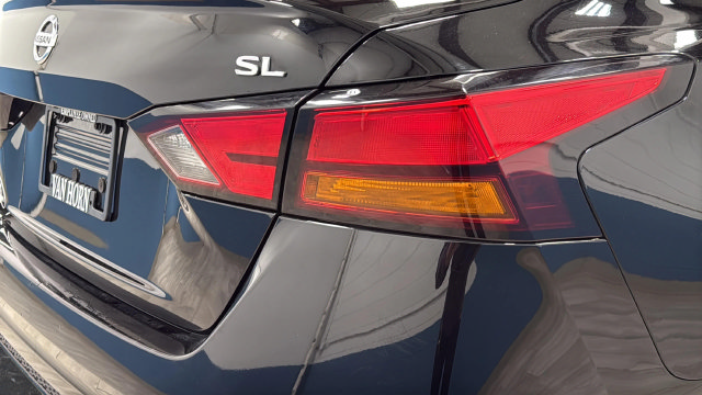 Used 2020 Nissan Altima 2.5 SL FWD image 34