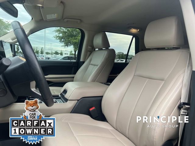 Used 2023 Ford Expedition XLT image 15