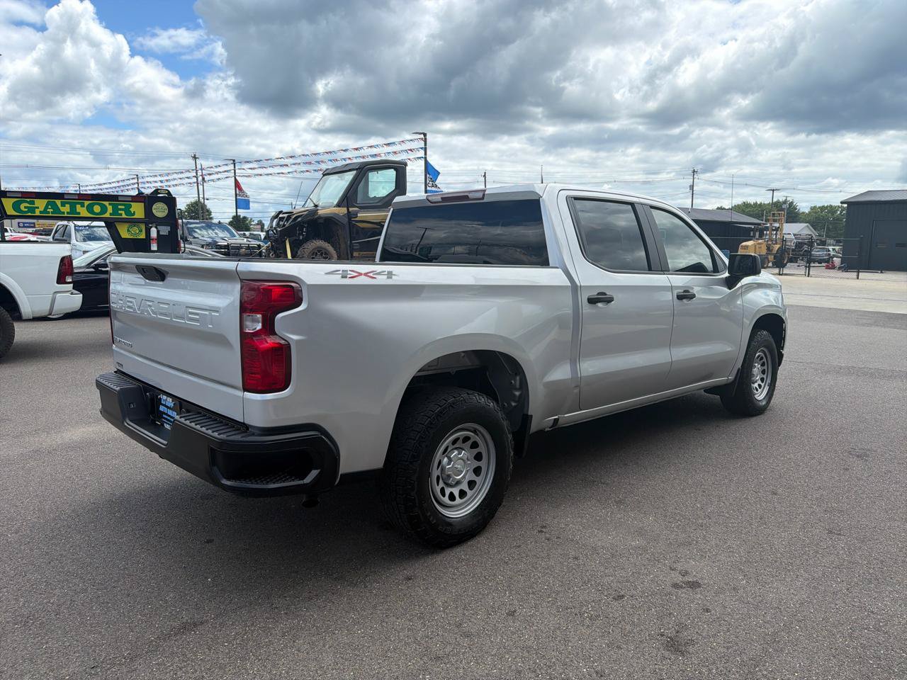 Used 2021 Chevrolet Silverado 1500 W/T w/ WT Convenience Package AWD/4WD image 4
